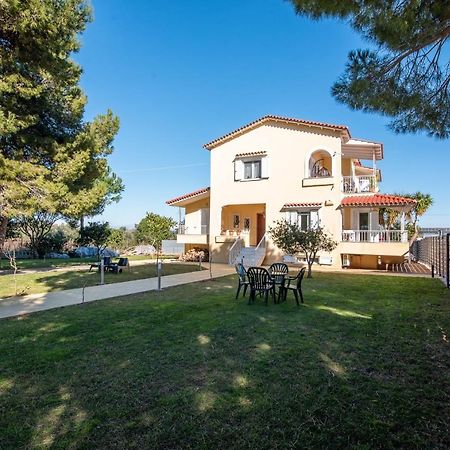 Pine Trees Apartment Preveza Esterno foto